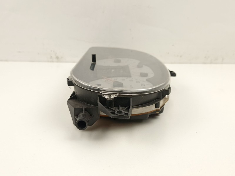 Recambio de cuadro instrumentos para renault scenic 2.0 g referencia OEM IAM 7700428718  8200038777