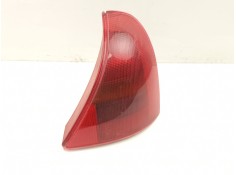Recambio de piloto trasero derecho para renault clio 1.9 d referencia OEM IAM 7700410516  