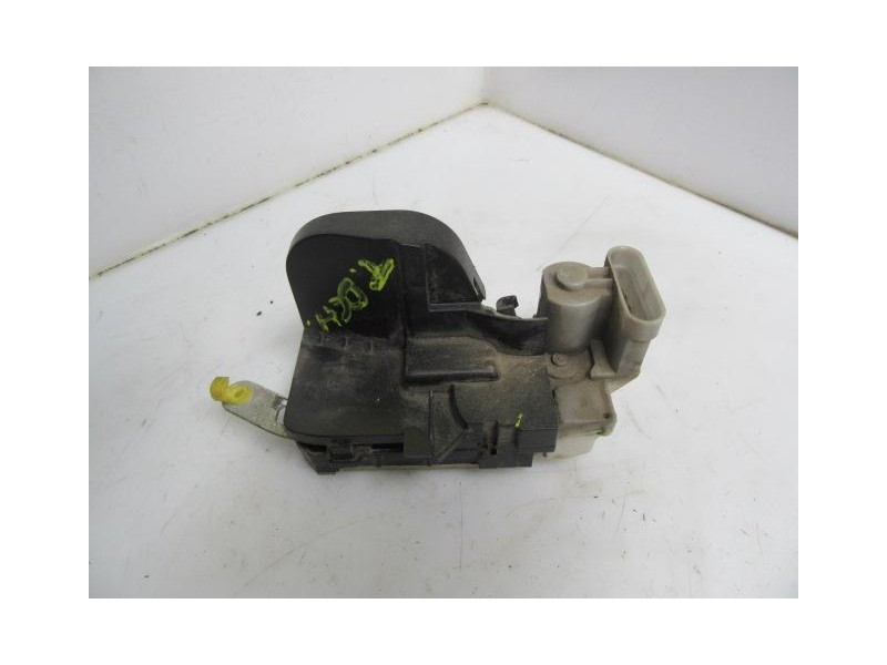 Recambio de cerradura pta. tras. dch. : alfa romeo 147 : 1.6 g [2004] para alfa romeo 147 1.6 g referencia OEM IAM   