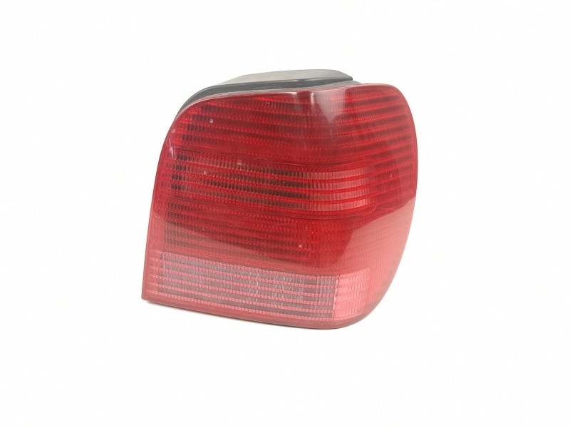 Recambio de piloto trasero derecho para volkswagen polo 1.4 g referencia OEM IAM 6N0945096H  