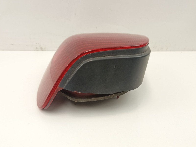 Recambio de piloto trasero derecho para volkswagen polo 1.4 g referencia OEM IAM 6N0945096H  