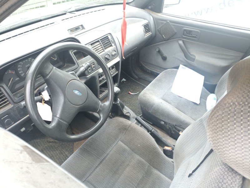 ford escort del año 1991