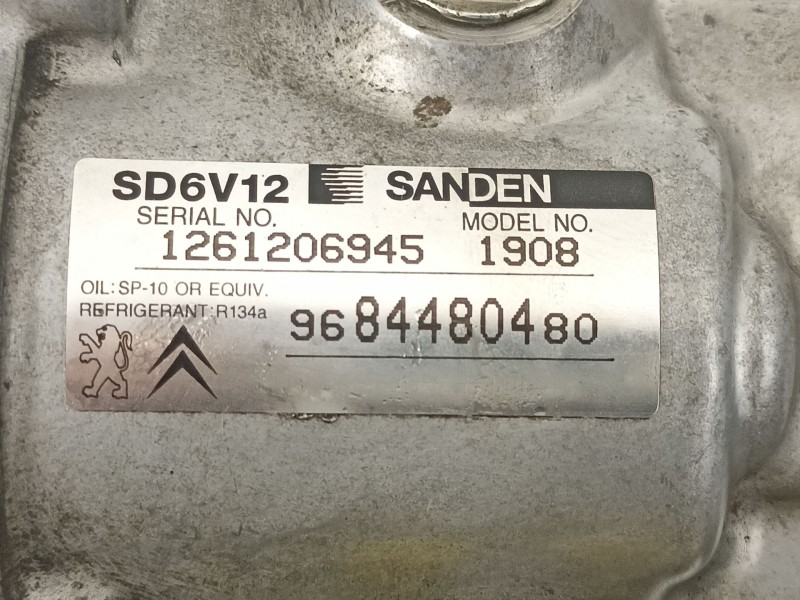 Recambio de compresor aire acondicionado para peugeot bipper tepee basis referencia OEM IAM 9684480480  