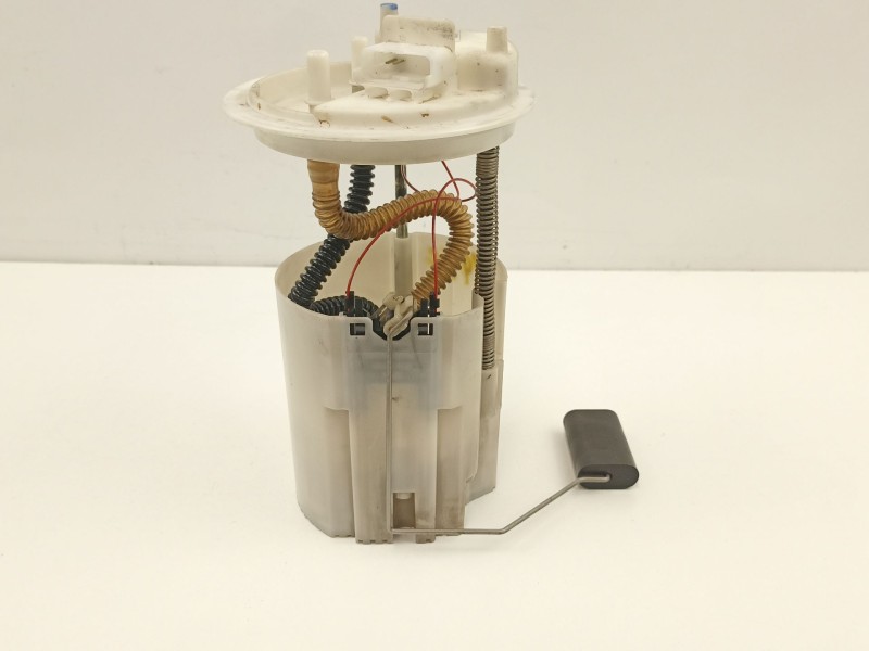 Recambio de bomba combustible aforador para peugeot bipper tepee basis referencia OEM IAM 1525RF 0580207001 51787162