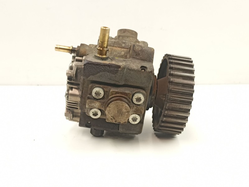 Recambio de bomba inyectora diesel para peugeot bipper tepee basis referencia OEM IAM 9683703780 0445010102 1920HT