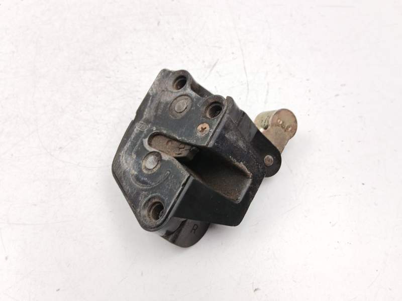 Recambio de cerradura puerta trasera derecha para kia carnival 2.9 crdi referencia OEM IAM 0K53A72310B  