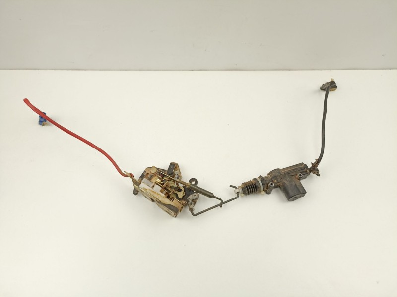 Recambio de cerradura puerta trasera izquierda para tata safari 3.0 td referencia OEM IAM   