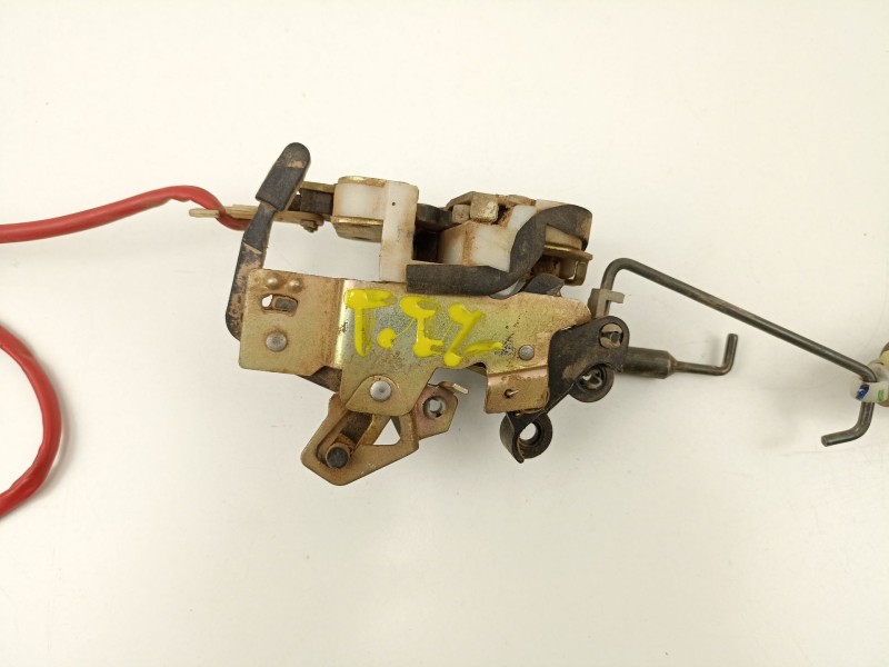 Recambio de cerradura puerta trasera izquierda para tata safari 3.0 td referencia OEM IAM   