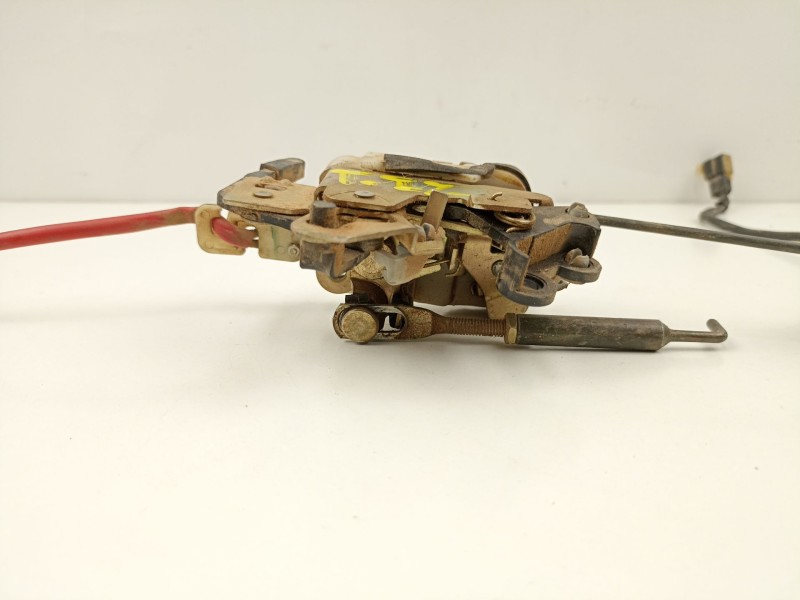 Recambio de cerradura puerta trasera izquierda para tata safari 3.0 td referencia OEM IAM   