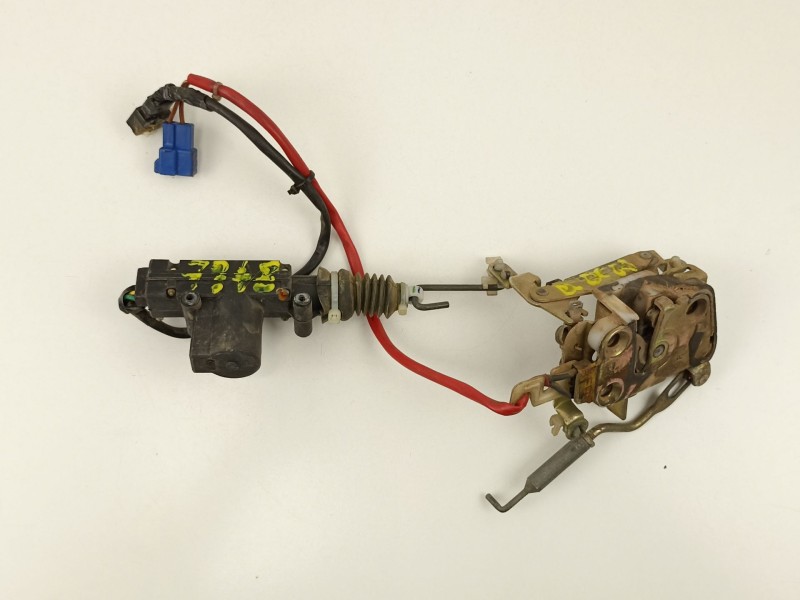 Recambio de cerradura puerta delantera derecha para tata safari 3.0 td referencia OEM IAM   