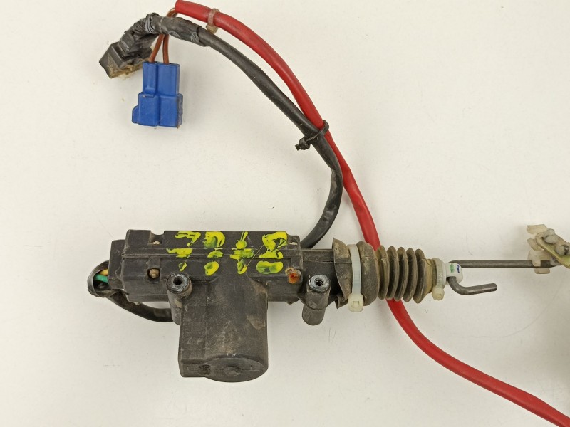 Recambio de cerradura puerta delantera derecha para tata safari 3.0 td referencia OEM IAM   