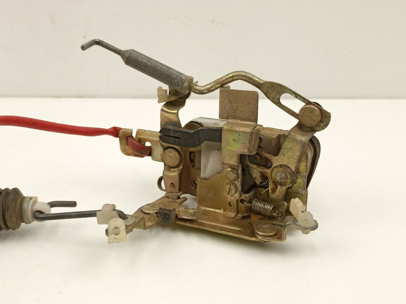 Recambio de cerradura puerta delantera derecha para tata safari 3.0 td referencia OEM IAM   