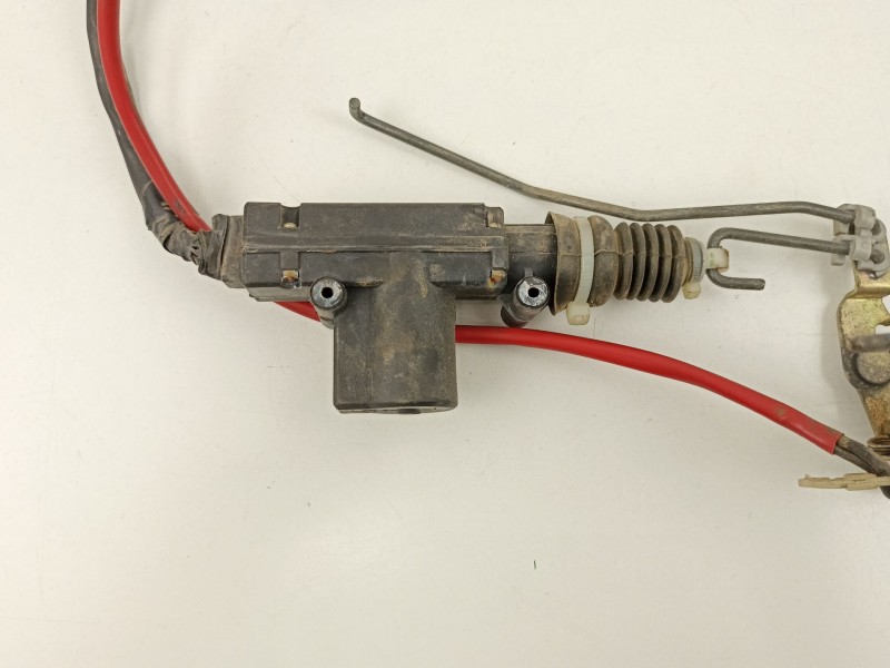 Recambio de cerradura puerta delantera izquierda para tata safari 3.0 td referencia OEM IAM   