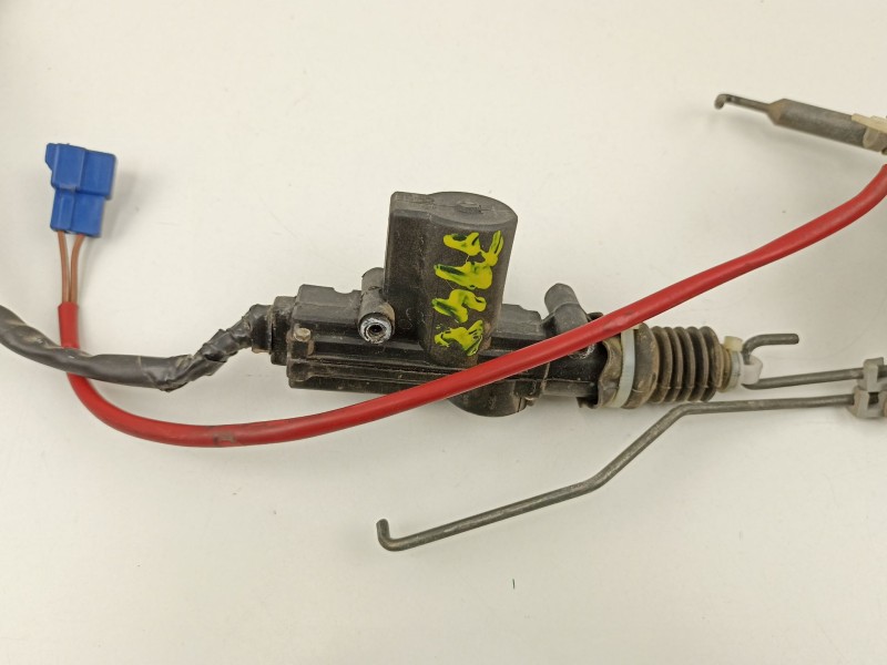 Recambio de cerradura puerta delantera izquierda para tata safari 3.0 td referencia OEM IAM   