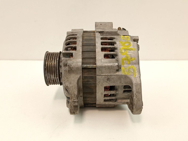 Recambio de alternador para nissan primera 1.6 g referencia OEM IAM 23100BU010 LR180762 