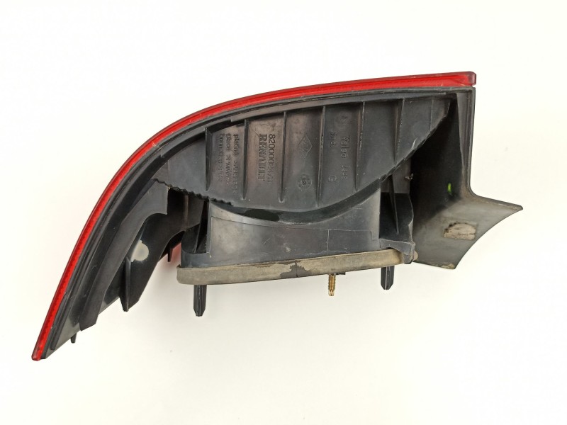 Recambio de piloto trasero izquierdo para renault laguna ii (bg0) dynamique referencia OEM IAM 8200002473  