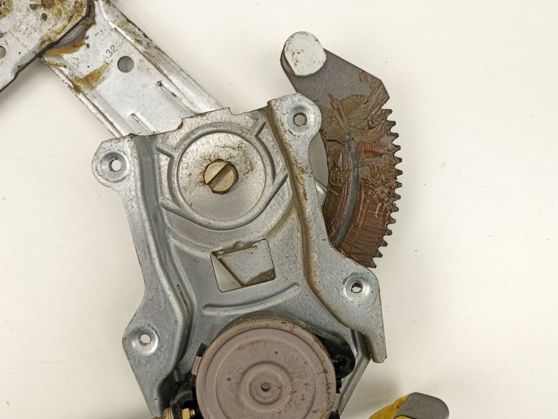 Recambio de elevalunas trasero derecho para jeep grand cherokee 2.5 d referencia OEM IAM 55154620  