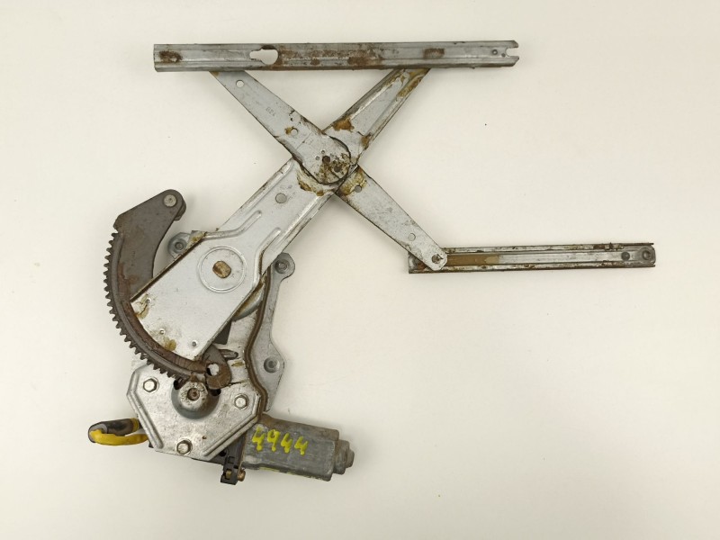 Recambio de elevalunas trasero derecho para jeep grand cherokee 2.5 d referencia OEM IAM 55154620  