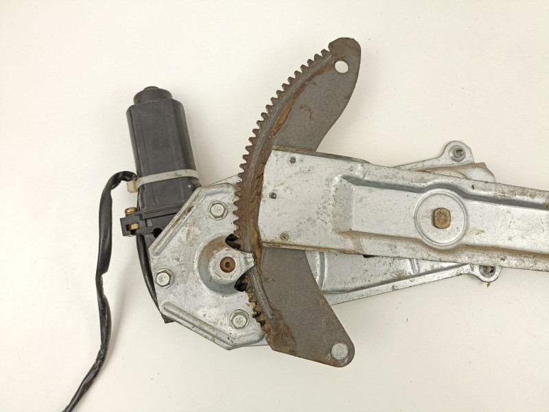 Recambio de elevalunas delantero izquierdo para jeep grand cherokee 4.0 g /s00 automatico referencia OEM IAM 56005165  