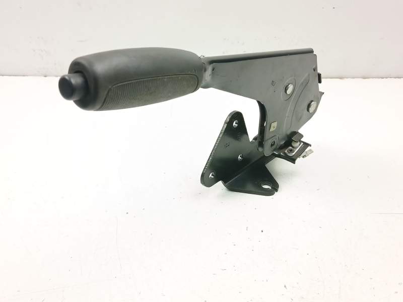 Recambio de palanca freno de mano para peugeot boxer autobús 3.0 hdi 145 referencia OEM IAM 4701C2  