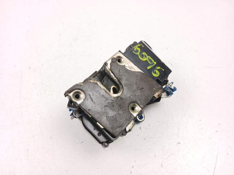 Recambio de cerradura puerta delantera derecha para citroën xantia 2.0 hdi referencia OEM IAM 9136J6  