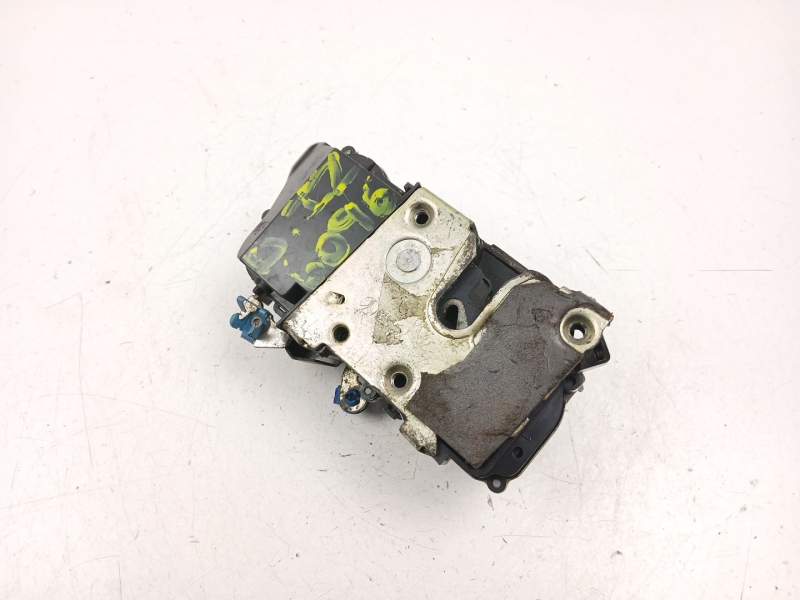 Recambio de cerradura puerta delantera izquierda para citroën xantia 2.0 hdi referencia OEM IAM 9135H8  