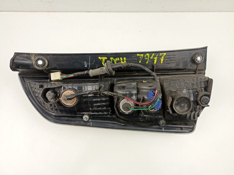 Recambio de piloto trasero derecho para daihatsu sirion (m3..) referencia OEM IAM 22051762  