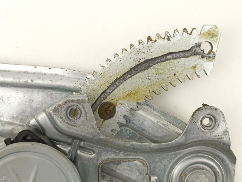 Recambio de elevalunas trasero derecho para daihatsu sirion (m3..) referencia OEM IAM 85720B2030 2621002470 