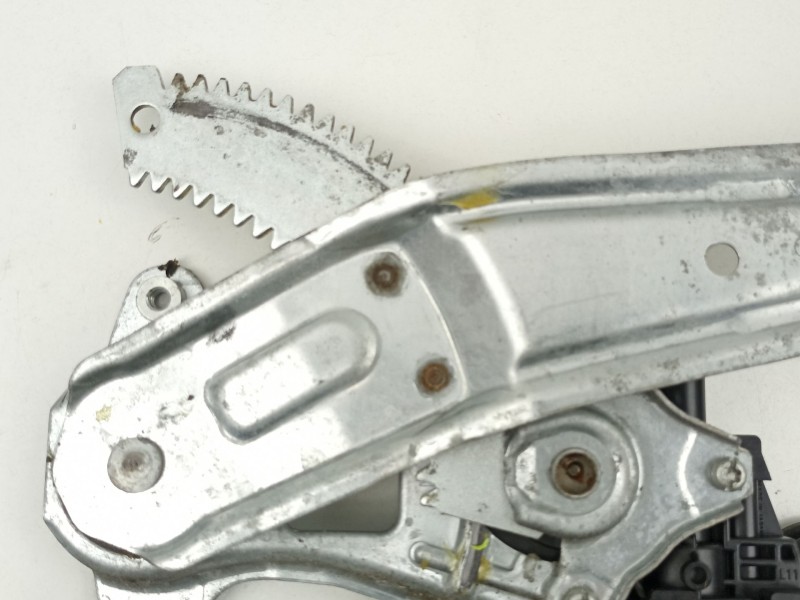 Recambio de elevalunas trasero derecho para daihatsu sirion (m3..) referencia OEM IAM 85720B2030 2621002470 