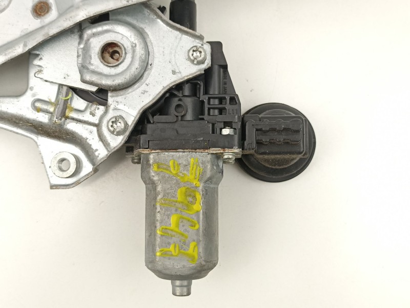 Recambio de elevalunas trasero derecho para daihatsu sirion (m3..) referencia OEM IAM 85720B2030 2621002470 