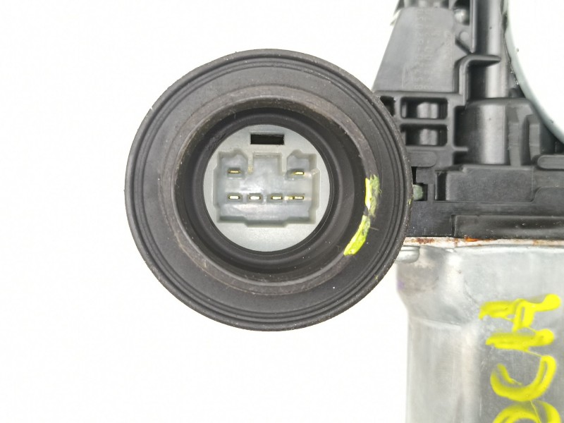 Recambio de elevalunas trasero derecho para daihatsu sirion (m3..) referencia OEM IAM 85720B2030 2621002470 