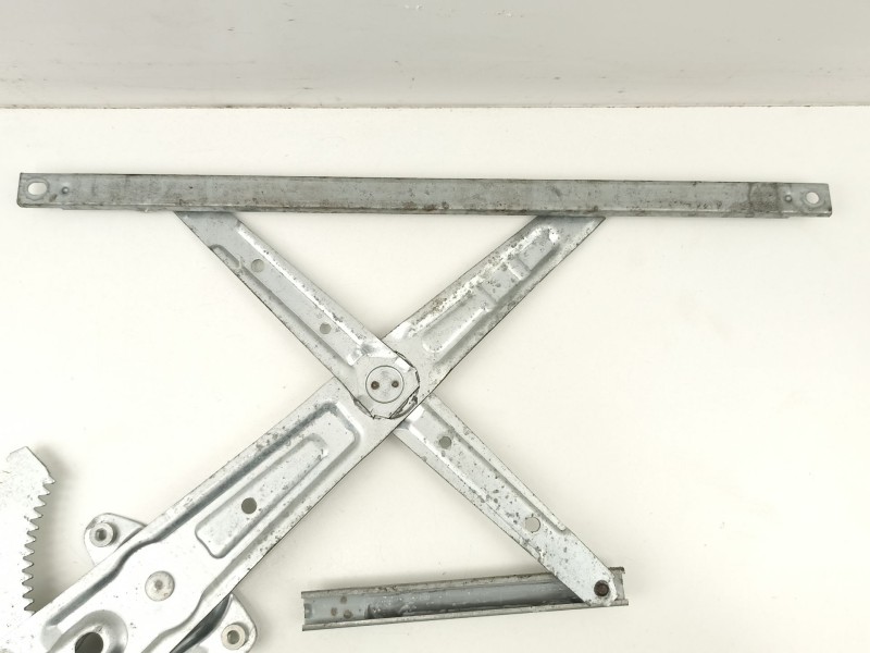 Recambio de elevalunas delantero izquierdo para daihatsu sirion (m3..) referencia OEM IAM 85720B2020 2621002220 