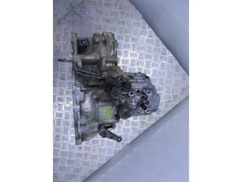 Recambio de cambio 5v (td/tdi) : hyundai accent : 1.5 crdi (81,98cv) [2004] para hyundai accent 1.5 crdi referencia OEM IAM J420