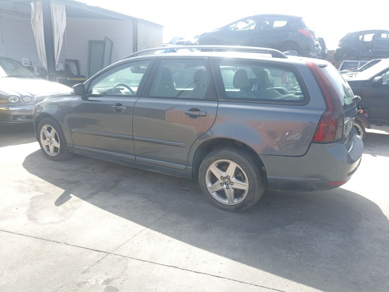 volvo v50 familiar del año 2008
