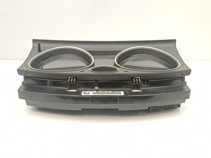 Recambio de cuadro instrumentos para opel zafira 1.9 td z19dt referencia OEM IAM 13216685  