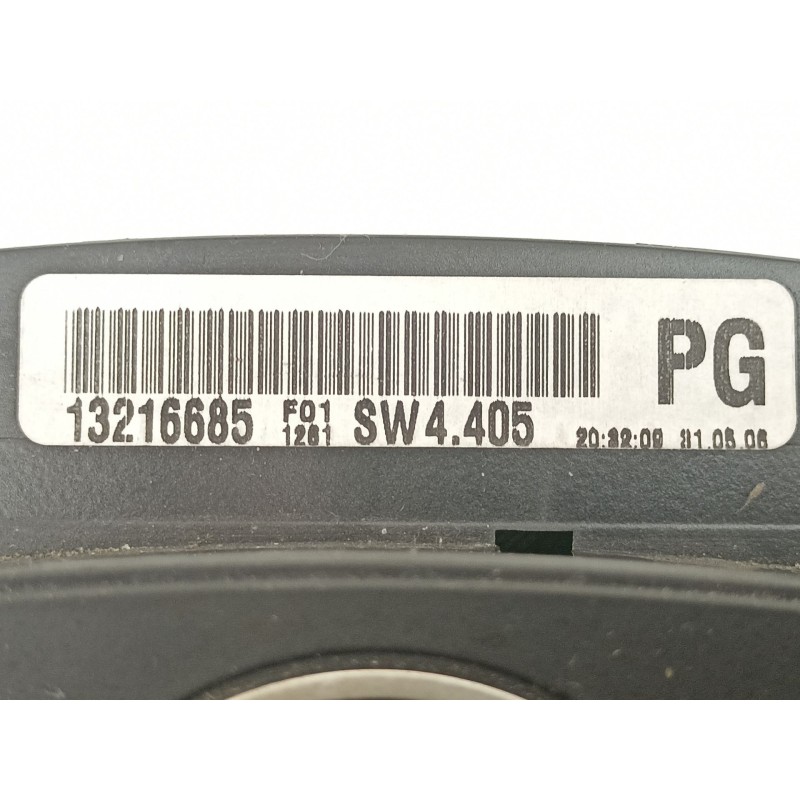 Recambio de cuadro instrumentos para opel zafira 1.9 td z19dt referencia OEM IAM 13216685  