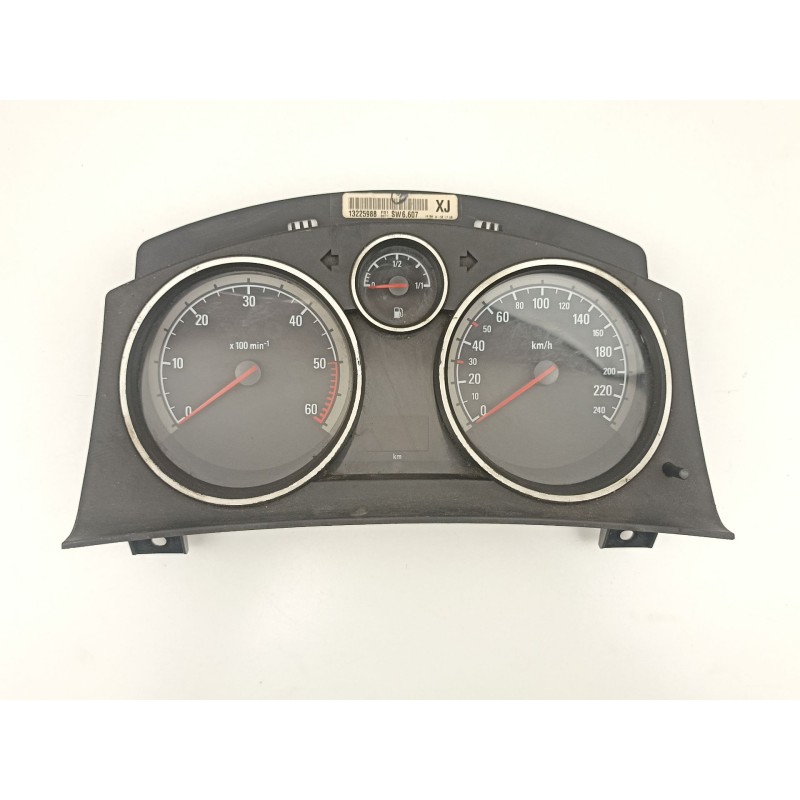 Recambio de cuadro instrumentos para opel zafira 1.9 cdti referencia OEM IAM 13225988  