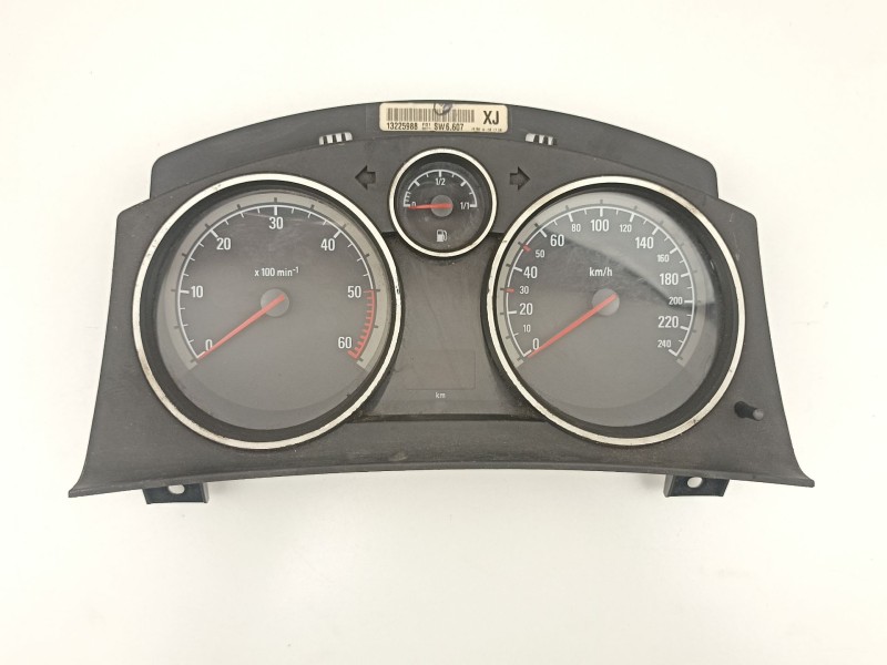 Recambio de cuadro instrumentos para opel zafira 1.9 cdti referencia OEM IAM 13225988  