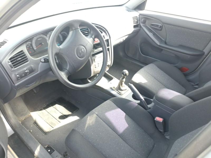 hyundai elantra del año 2003