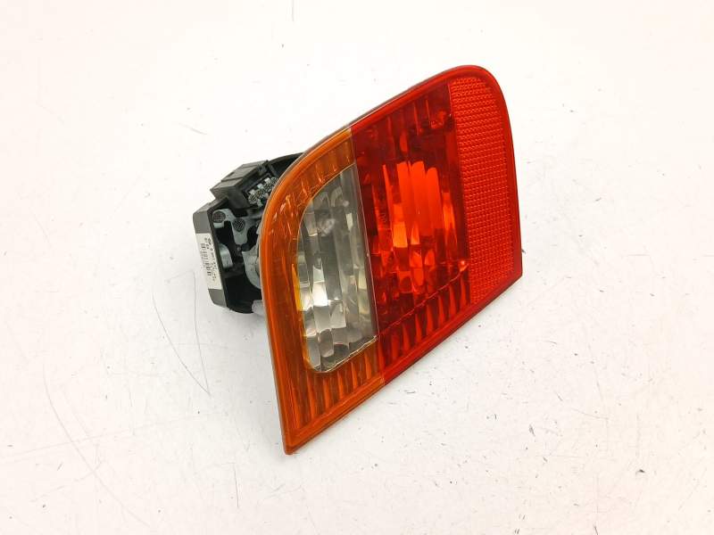Recambio de piloto porton izquierdo para bmw 3 (e46) 320 d referencia OEM IAM 6907945  