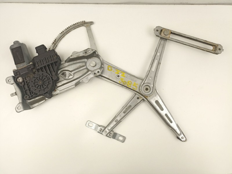 Recambio de elevalunas delantero izquierdo para opel zafira 2.0 td referencia OEM IAM 90579355 101249200 