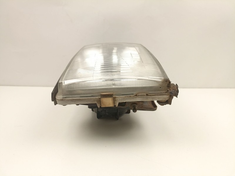 Recambio de faro derecho para opel monterey 3.1 turbodiesel referencia OEM IAM 94358888  