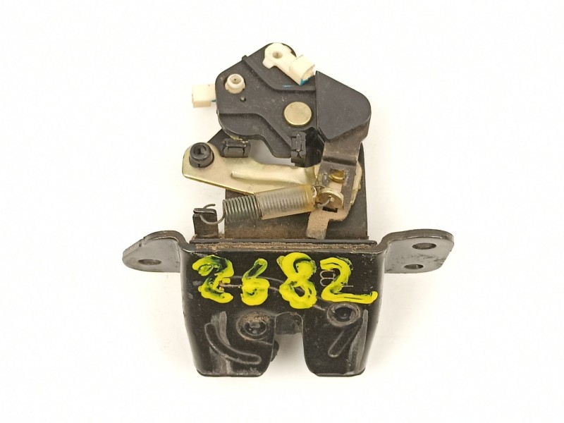 Recambio de cerradura maletero porton para hyundai tucson 2.0 td -4ea referencia OEM IAM 812302E010  