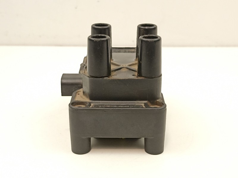 Recambio de bobina para ford fiesta (cbk) newport referencia OEM IAM 4M5G12029ZB 0221503485 