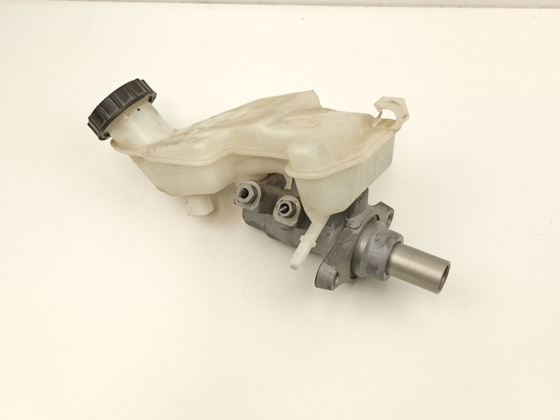 Recambio de bomba de freno para ford fiesta (cbk) newport referencia OEM IAM 4S612140KF  