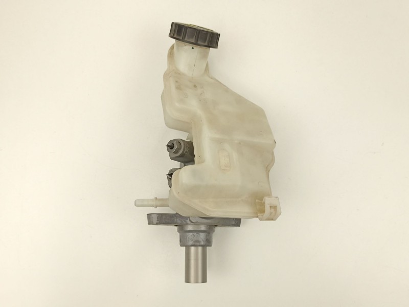 Recambio de bomba de freno para ford fiesta (cbk) newport referencia OEM IAM 4S612140KF  