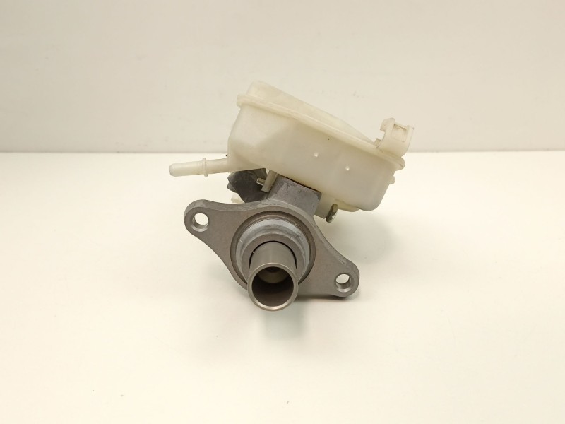 Recambio de bomba de freno para ford fiesta (cbk) newport referencia OEM IAM 4S612140KF  