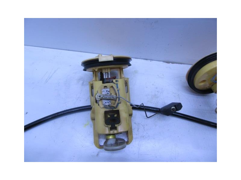 Recambio de bomba gasolina / aforadores : bmw 320 : 2.0 td (149,56cv) [2003] para bmw  320 2.0 td referencia OEM IAM 6750582/675