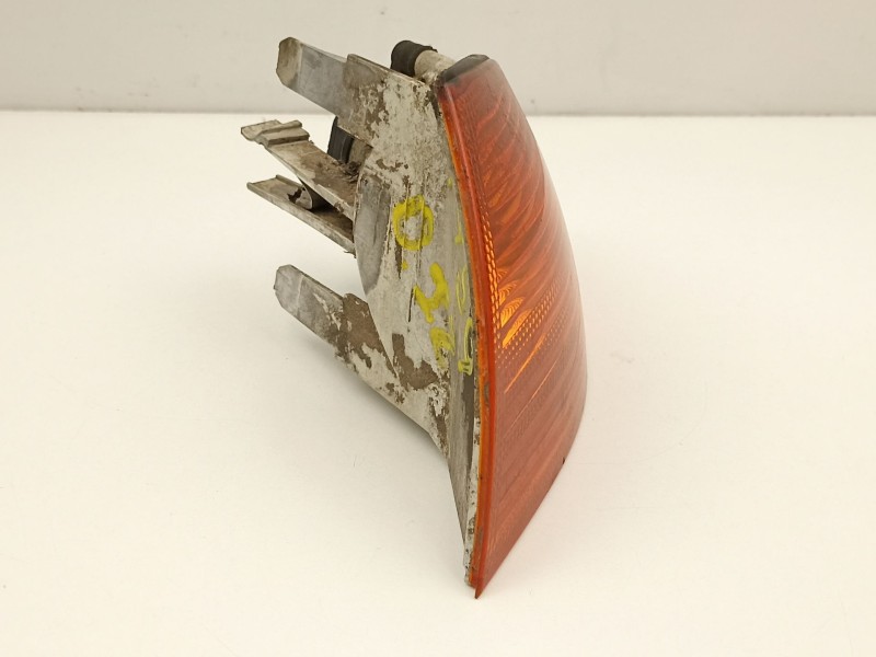 Recambio de piloto delantero izquierdo para bmw serie 3 berlina (e46) 316i referencia OEM IAM 6902765  