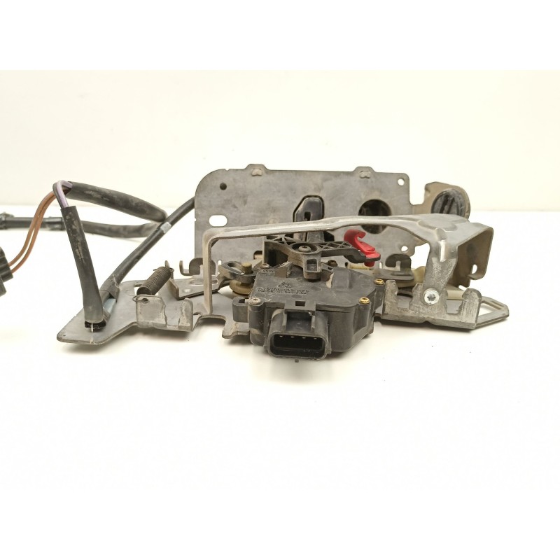 Recambio de cerradura puerta corredera izquierda para chrysler voyager 2.5 td referencia OEM IAM 5019053AC  